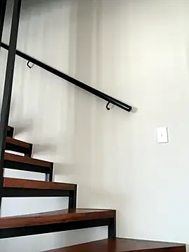 BedroomBullyX5 online show from January 6, 7:45 am