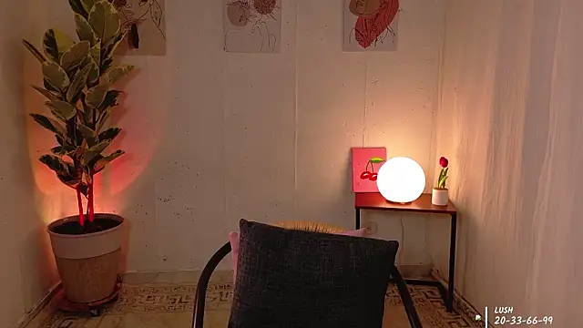 carolinerousev online show from March 19, 10:36 pm