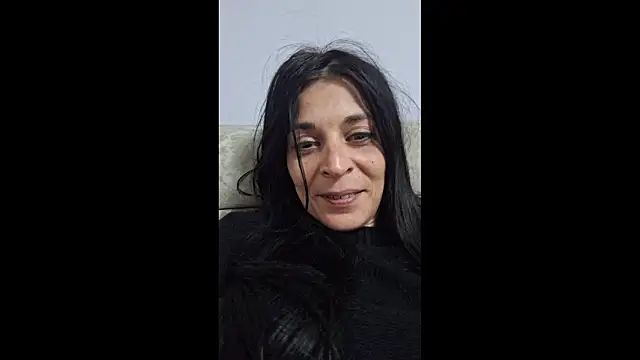 patatinahot87 online show from January 18, 7:21 pm