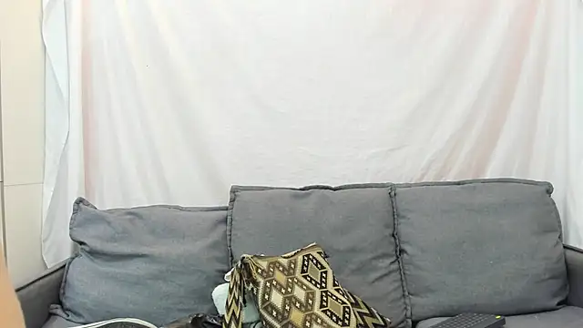 Mhelanny2 online show from September 18, 4:16 pm