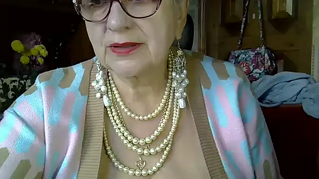 SweetCherry27 online show from October 20, 6:05 am