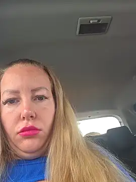 Jassy Foxy online show from April 11, 7:45 am