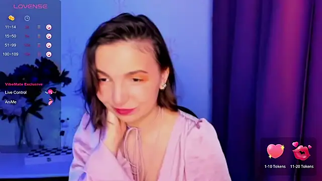 KindHazelHere  online show from December 14, 6:19 am