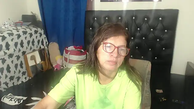 jellyfishhot online show from April 5, 9:25 pm