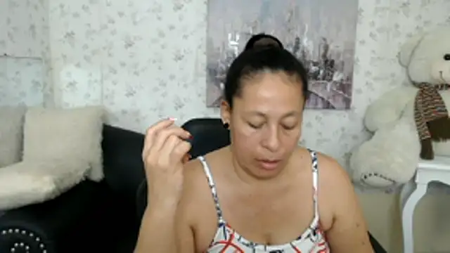 mature martina online show from May 31, 6:09 pm
