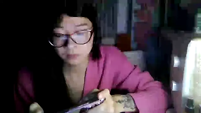 CarlyJoy online show from March 11, 2:53 pm