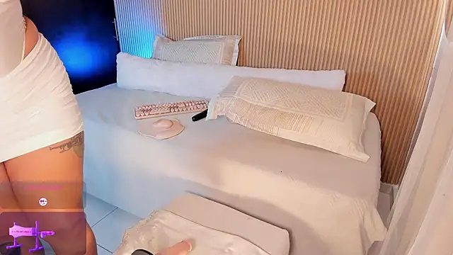 Gaby Blaze online show from October 13, 12:13 am