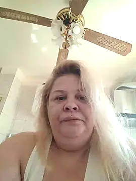 AriannaMilf online show from September 18, 9:52 am