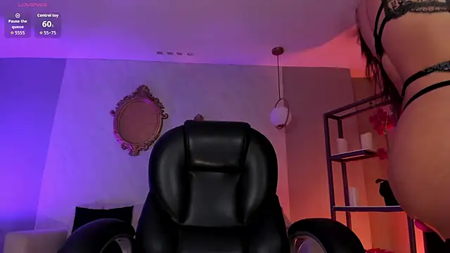 AlessiaCorleone  online show from September 24, 9:03 pm