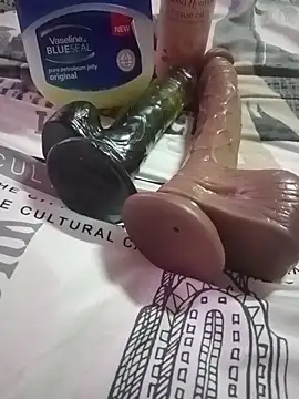 ShooingBunch online show from March 18, 2:22 pm