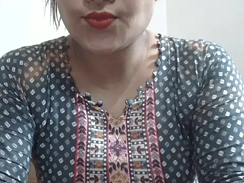 shekira99 online show from September 14, 5:38 am