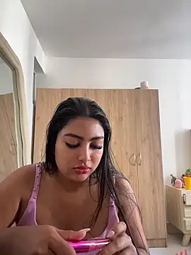 NatashaBrown12 online show from November 4, 1:27 pm