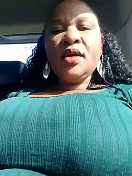 Bootyliciousbbw12 online show from September 20, 12:58 pm