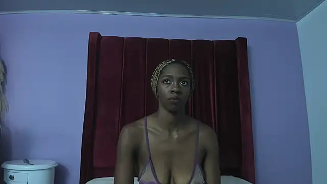 Shanelle   online show from March 3, 2:12 pm