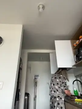 Ameellie online show from April 12, 5:05 pm