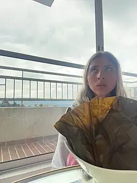 Ameellie online show from April 5, 4:50 pm