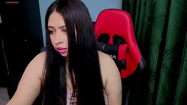 charlotee lovee69 online show from May 31, 2:50 am