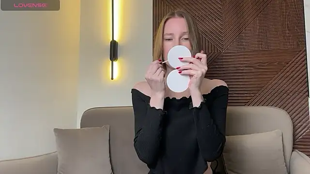 MonikaBos online show from February 27, 8:41 pm