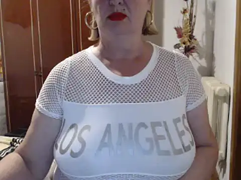 Secretfox online show from September 28, 5:07 pm