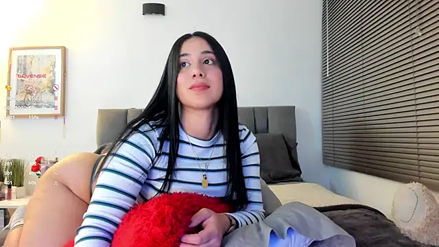 Gigi-bom online show from March 19, 12:15 am