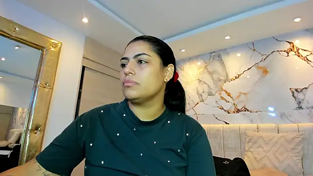 kiana cream online show from June 19, 11:46 am