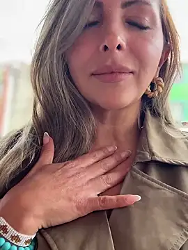  Abril-Office1 online show from September 26, 3:42 pm