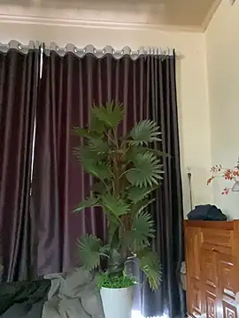 Ruby bear online show from April 11, 3:45 am