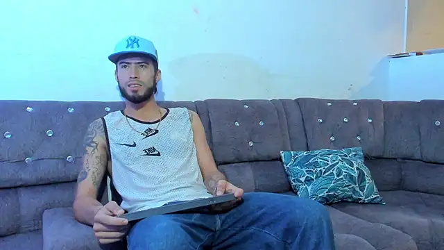 Camila Coxx online show from February 14, 3:41 am