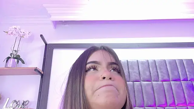 MeryStone online show from November 3, 4:05 am