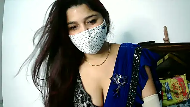 Gloie4u online show from October 28, 8:42 am