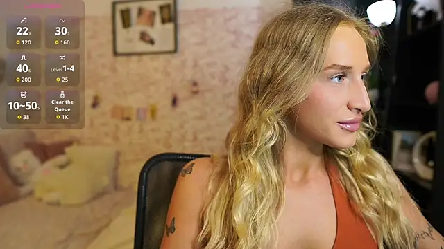 Nicolette  Shea  online show from September 22, 1:09 pm