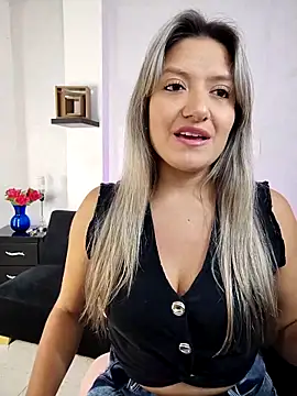 valeriahunter1 online show from March 29, 1:48 am