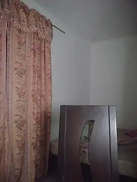 JuanaSimons online show from December 3, 2:14 am