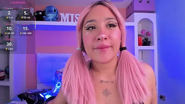 miss danika online show from October 4, 12:00 pm