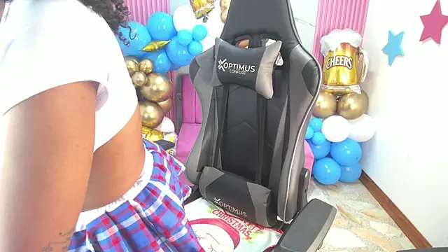 lia 16 online show from September 24, 11:09 am