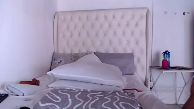 PlatnumBoobsX online show from October 21, 9:24 am