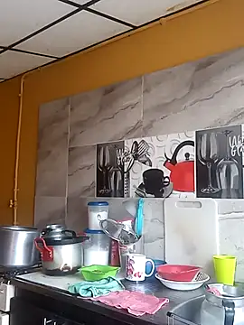 stefanie010 online show from February 17, 6:51 pm