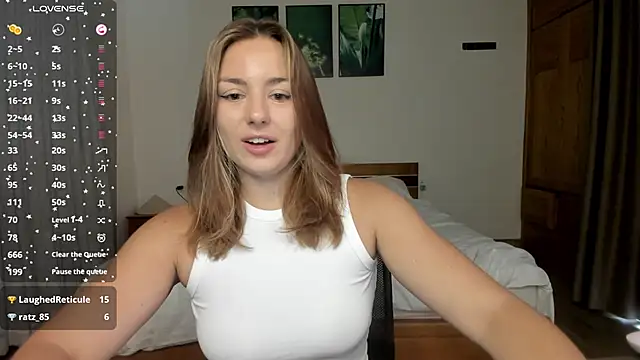 ThreeshaWhite online show from March 22, 7:03 am