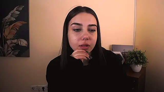 Lili magic online show from October 16, 7:00 am