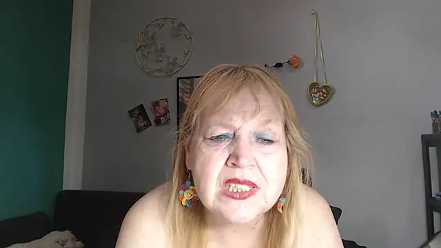 Blasflittchen online show from March 21, 3:39 pm