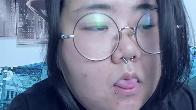 Nadine asian online show from September 25, 1:59 am