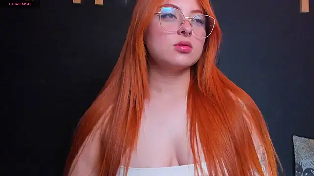 izyzys baker online show from April 11, 7:45 am