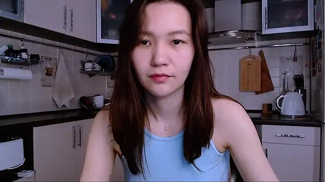 Kelly Yon online show from March 27, 7:10 am