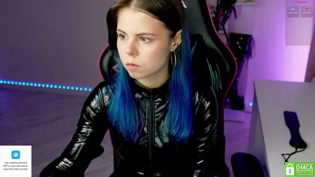 Latex Kitty online show from January 10, 2:33 pm