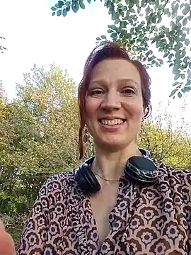 Exhibitionsplit online show from November 10, 2:12 pm