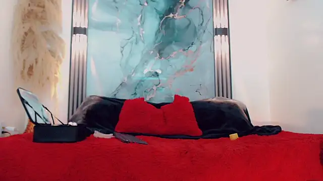 hilary rodriguez online show from September 16, 7:22 pm