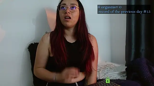 Hot Candy  online show from October 13, 3:31 am