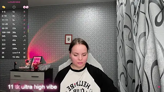 flower sarah  online show from October 30, 9:27 pm