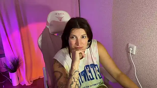 Katrin  kiss online show from October 4, 8:02 pm