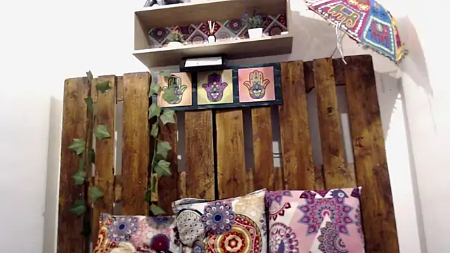 SARA VAL3NTINA  online show from September 10, 11:16 pm